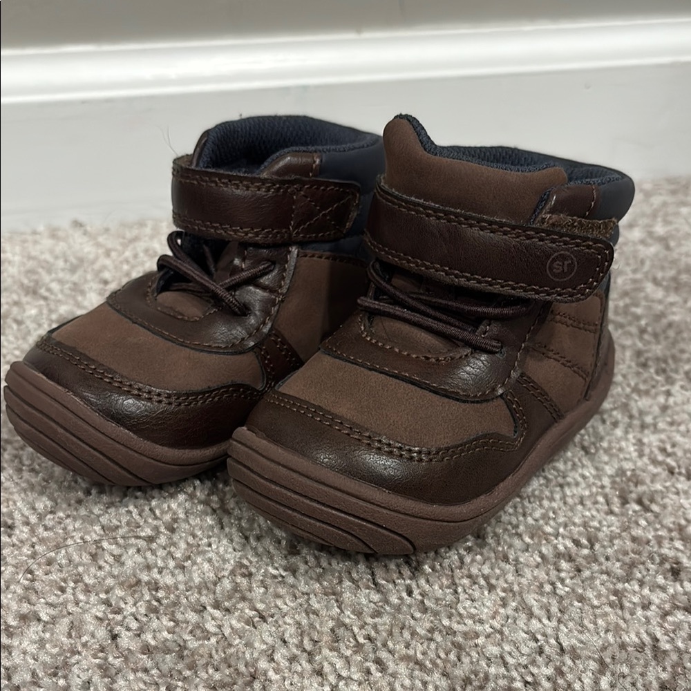 Toddler size 4 Stride Rite brown and navy Velcro boots